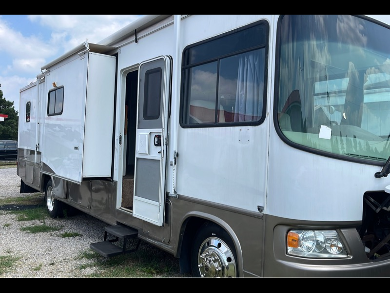 Buy Here Pay Here 2006 Ford Stripped Chassis Motorhome for Sale in
