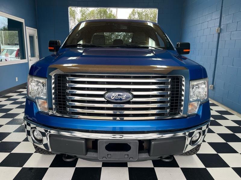 Ford F-150 XL SuperCab 8-ft. Bed 4WD 2011