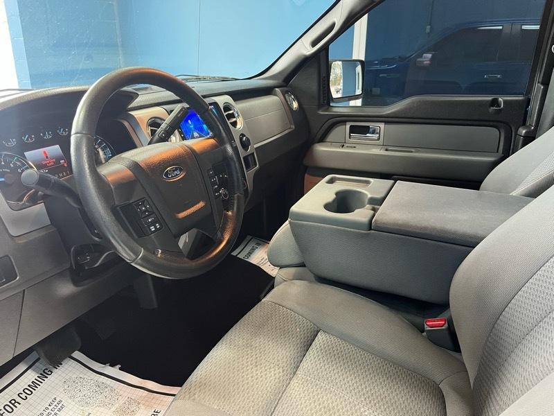 Ford F-150 XL SuperCab 8-ft. Bed 4WD 2011