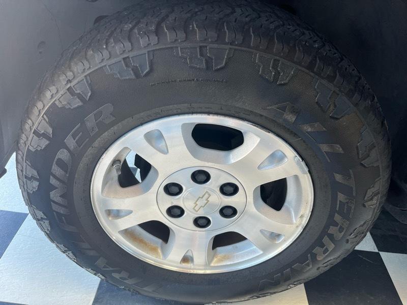 Chevrolet Avalanche 1500 4WD 2006