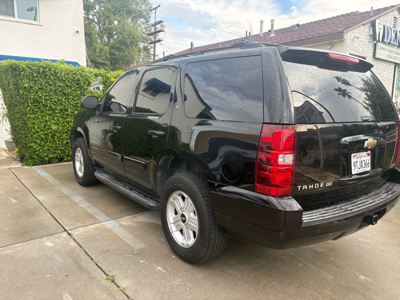 Chevrolet Tahoe LT1 2WD 2009