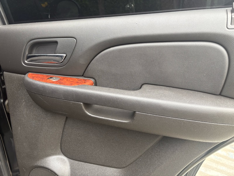 Chevrolet Tahoe LT1 2WD 2009