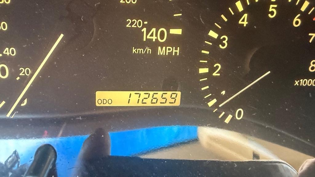 Lexus RX 300 4dr SUV 4WD 2000