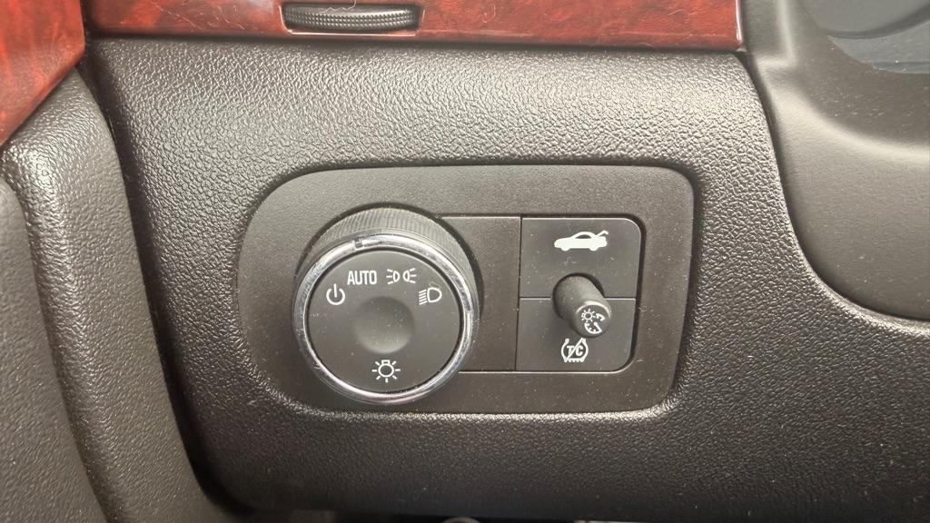 Chevrolet Impala 4dr Sdn LS 2009