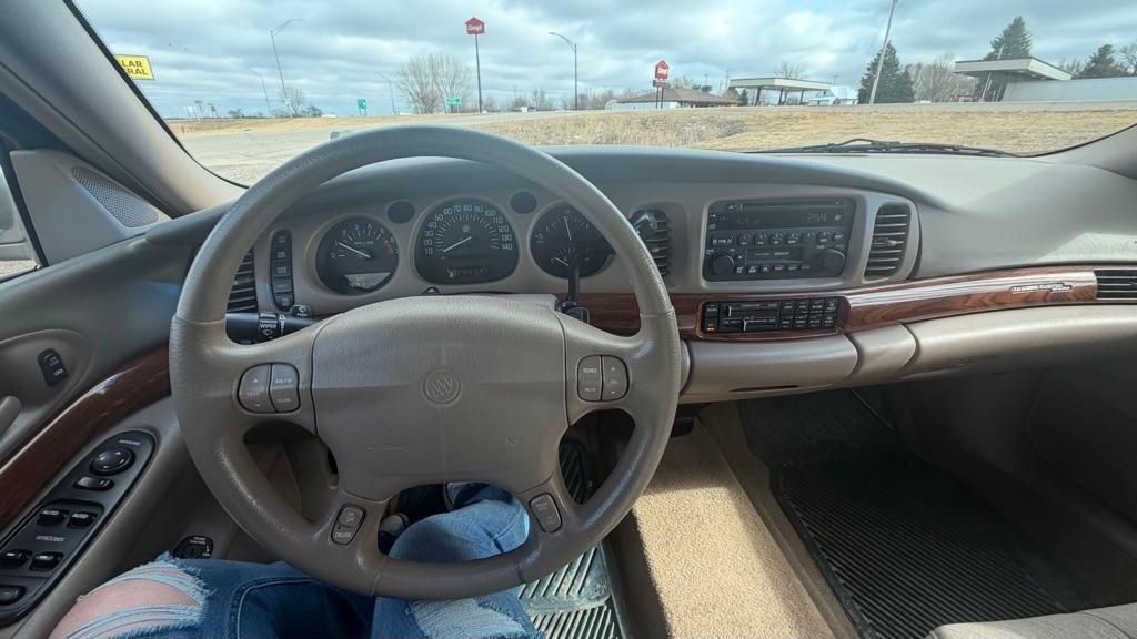 Buick LeSabre 4dr Sdn Custom 2002