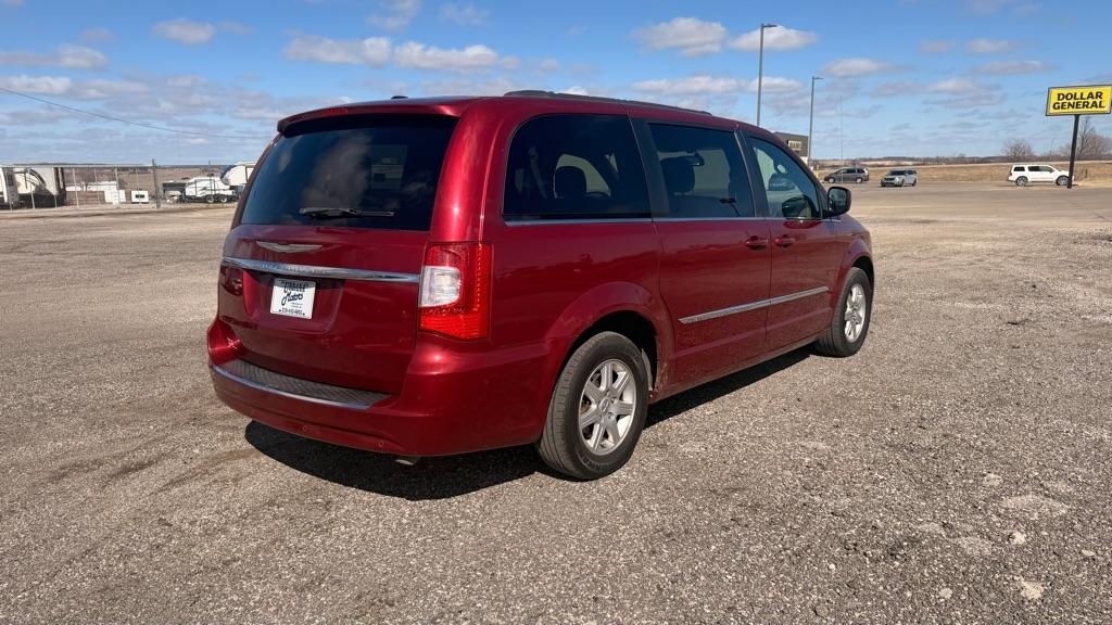 Chrysler Town & Country 4dr Wgn Touring 2011
