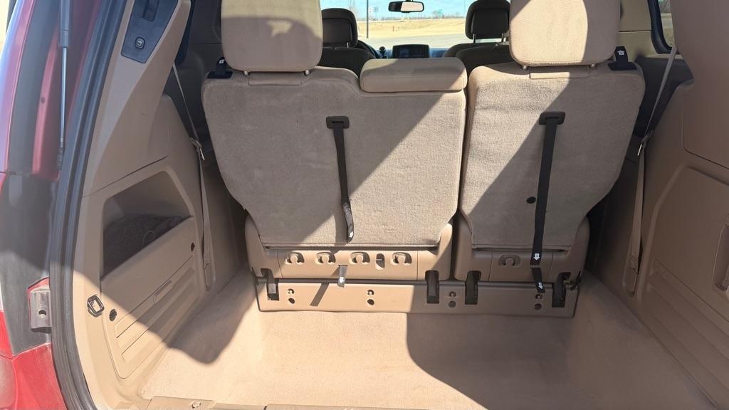 Chrysler Town & Country 4dr Wgn Touring 2011