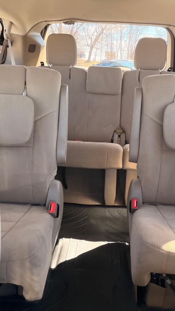 Chrysler Town & Country 4dr Wgn Touring 2011