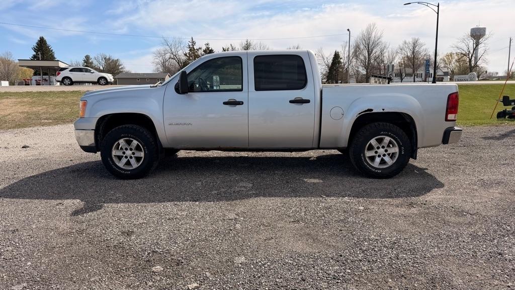 GMC Sierra 1500 4WD Crew Cab 143.5" SLE 2010