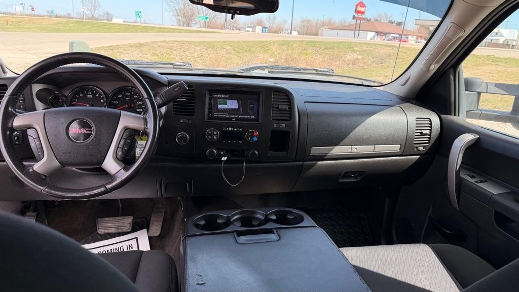 GMC Sierra 1500 4WD Crew Cab 143.5" SLE 2010