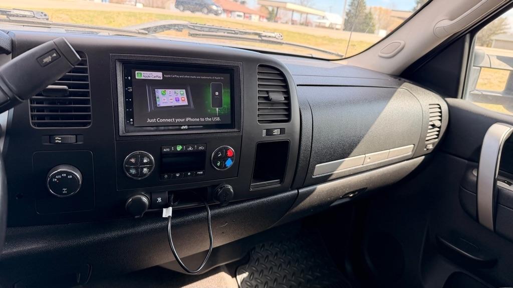 GMC Sierra 1500 4WD Crew Cab 143.5" SLE 2010