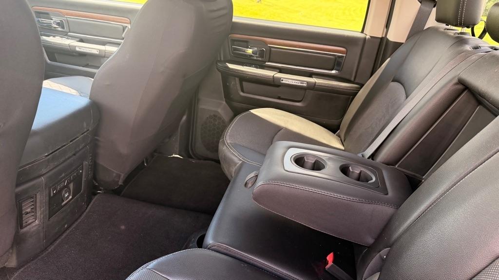 RAM 2500 4WD Crew Cab 169" Laramie 2015