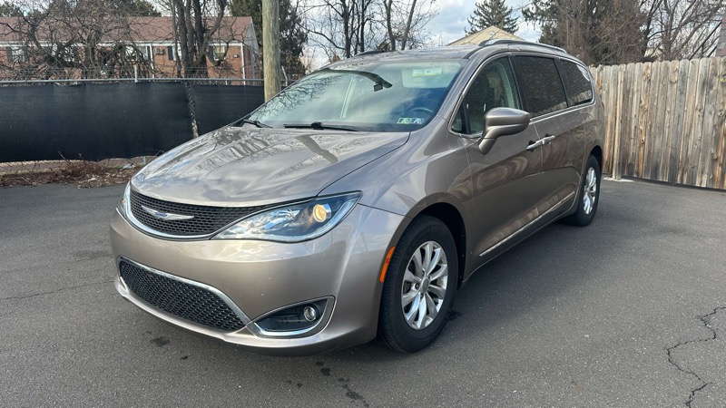 Chrysler Pacifica Touring-L Plus 2018