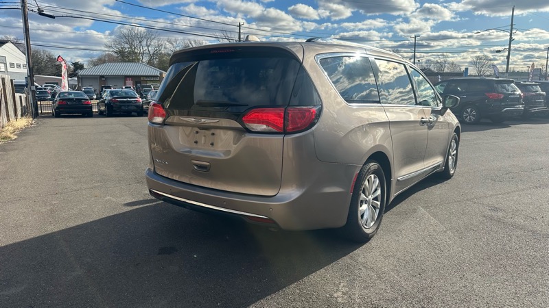 Chrysler Pacifica Touring-L Plus 2018