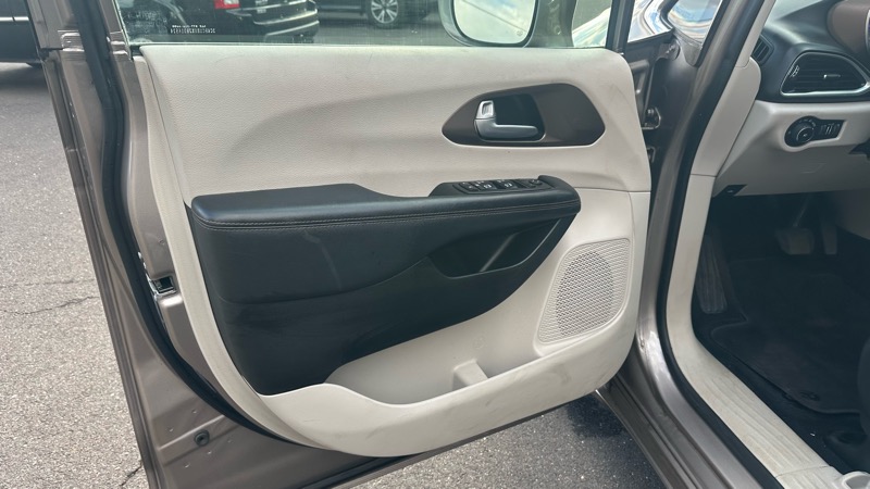 Chrysler Pacifica Touring-L Plus 2018