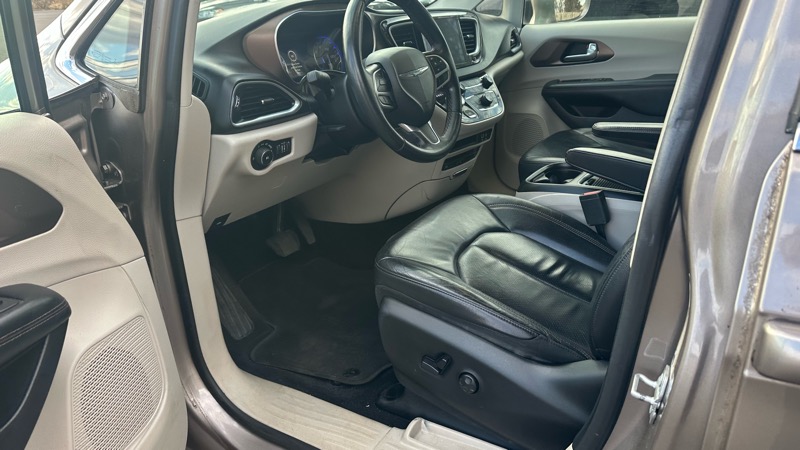 Chrysler Pacifica Touring-L Plus 2018