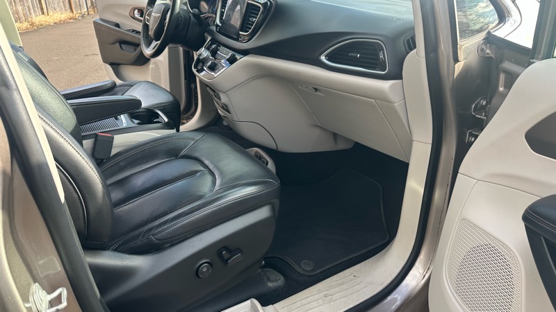 Chrysler Pacifica Touring-L Plus 2018