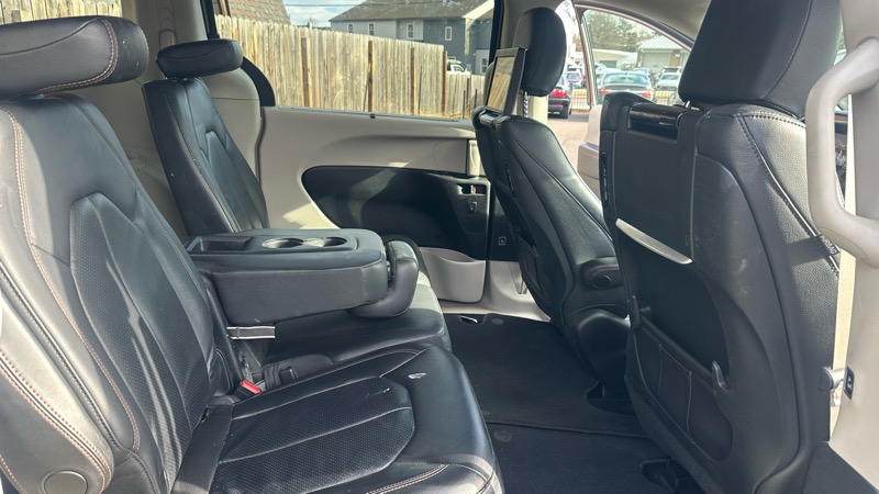 Chrysler Pacifica Touring-L Plus 2018