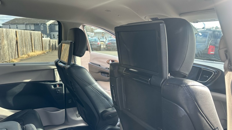 Chrysler Pacifica Touring-L Plus 2018