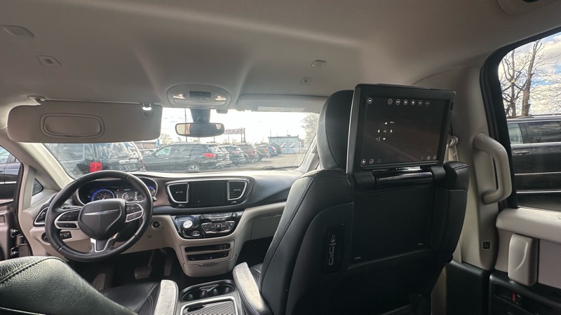 Chrysler Pacifica Touring-L Plus 2018