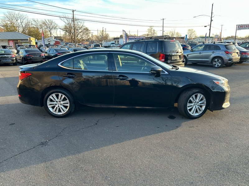Lexus ES 350 Sedan 2013