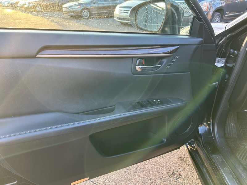 Lexus ES 350 Sedan 2013