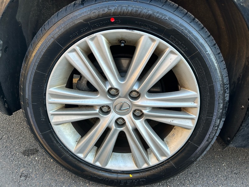 Lexus ES 350 Sedan 2013