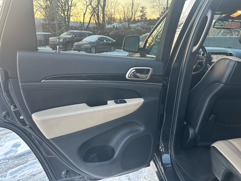 Jeep Grand Cherokee Limited 4WD 2016