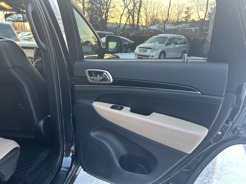 Jeep Grand Cherokee Limited 4WD 2016