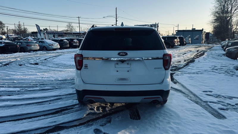 Ford Explorer XLT 2016