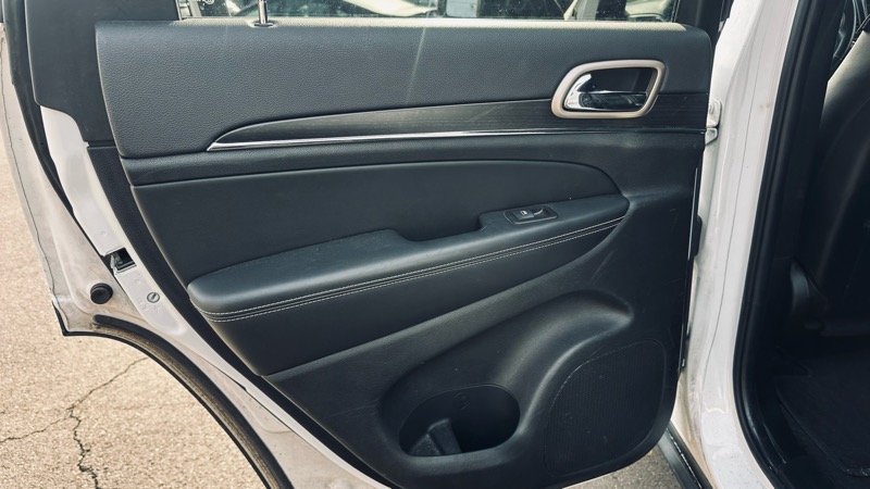 Jeep Grand Cherokee Limited 4WD 2015