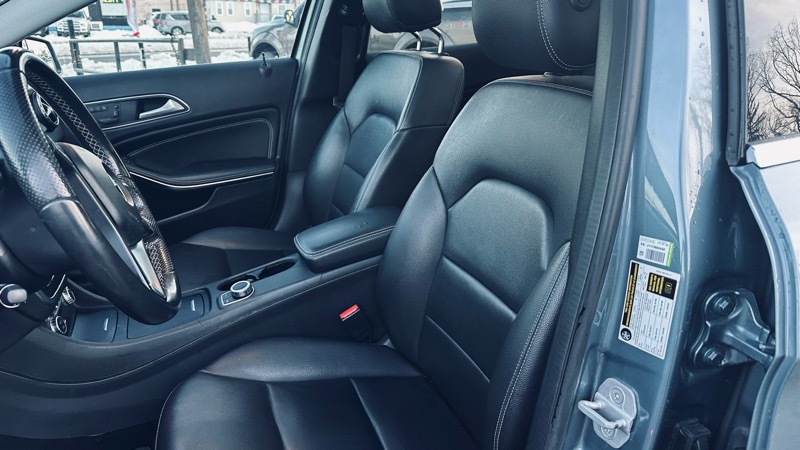 Mercedes-Benz GLA-Class GLA250 4MATIC 2015