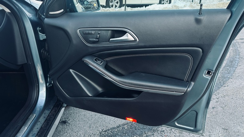 Mercedes-Benz GLA-Class GLA250 4MATIC 2015