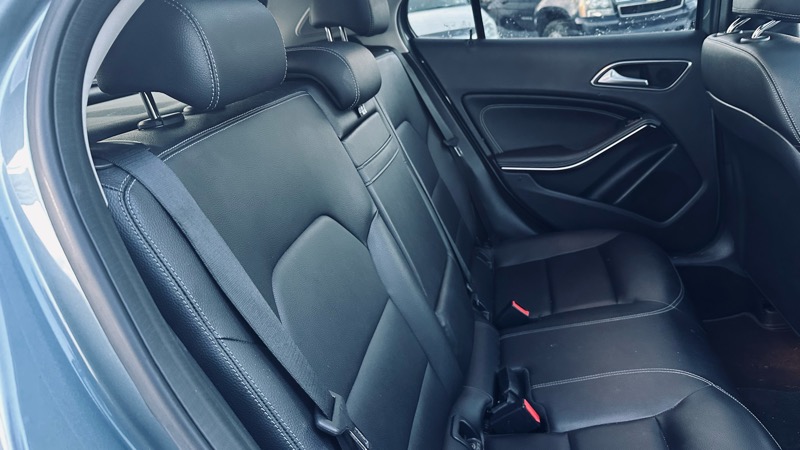 Mercedes-Benz GLA-Class GLA250 4MATIC 2015