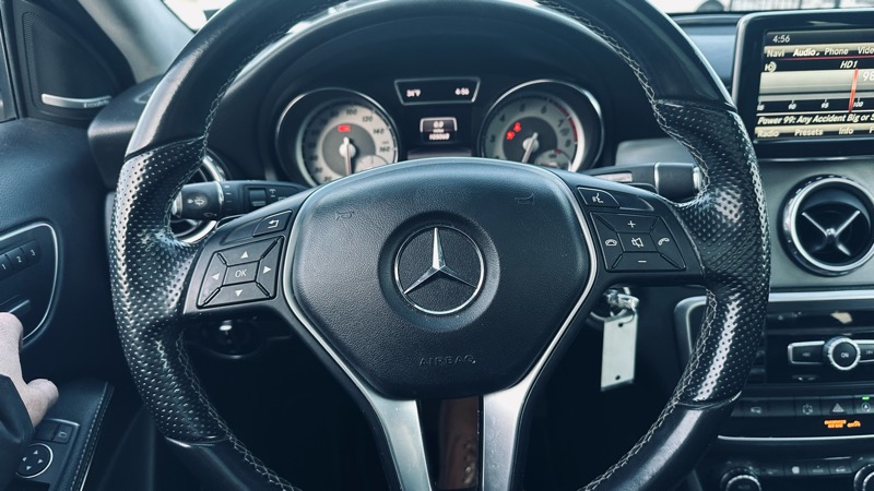 Mercedes-Benz GLA-Class GLA250 4MATIC 2015