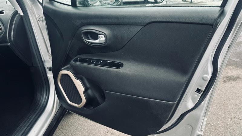 Jeep Renegade Latitude 4WD 2016