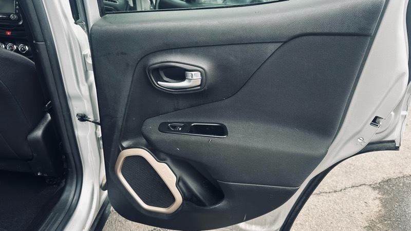 Jeep Renegade Latitude 4WD 2016