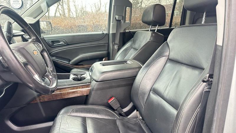 Chevrolet Suburban LT 4WD 2018