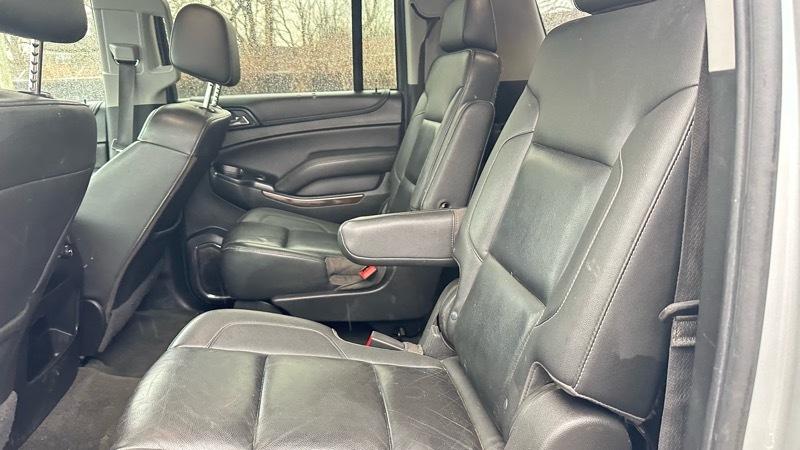 Chevrolet Suburban LT 4WD 2018