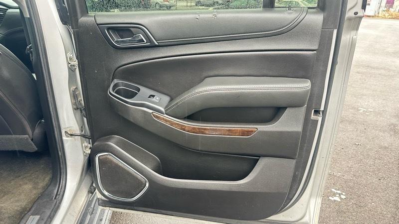 Chevrolet Suburban LT 4WD 2018