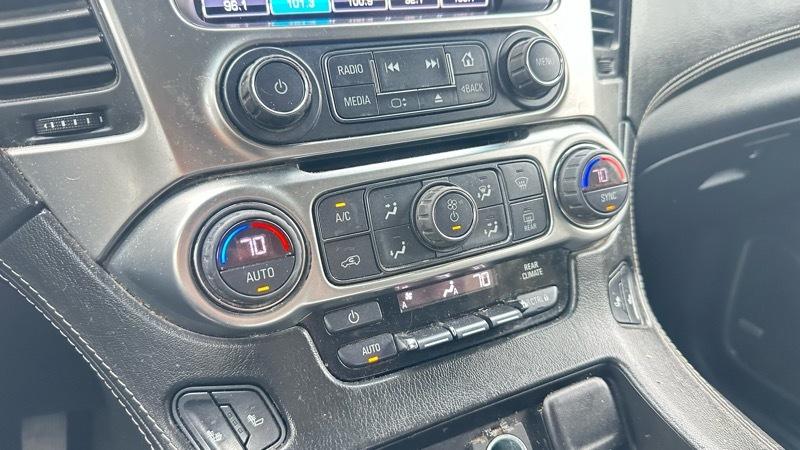 Chevrolet Suburban LT 4WD 2018