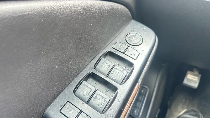 Chevrolet Suburban LT 4WD 2018