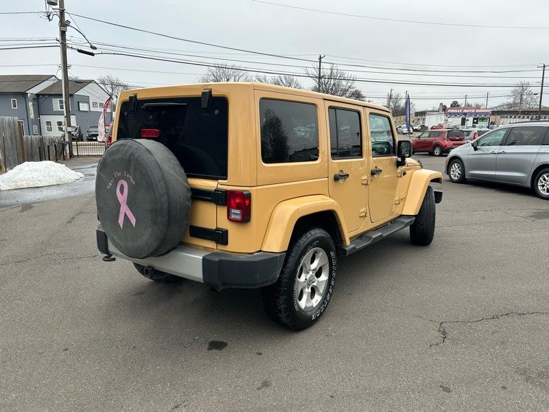Jeep Wrangler Unlimited Sahara 4WD 2014