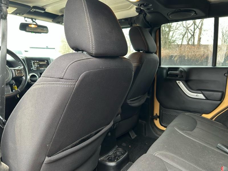 Jeep Wrangler Unlimited Sahara 4WD 2014