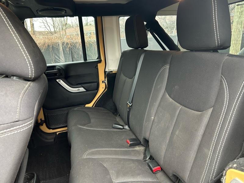 Jeep Wrangler Unlimited Sahara 4WD 2014