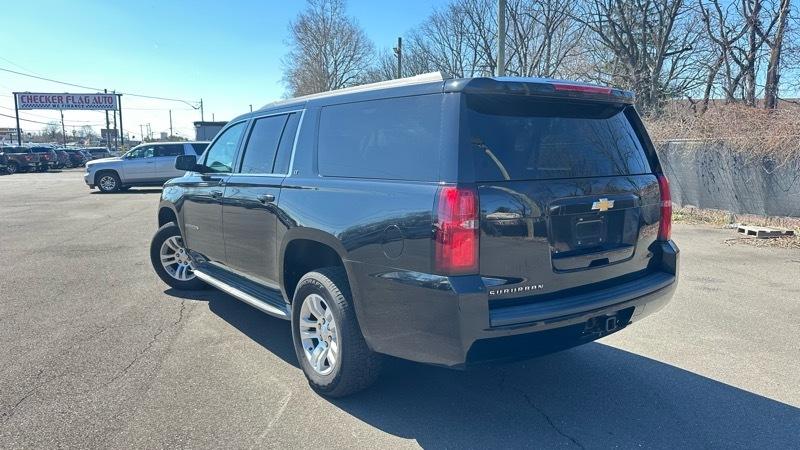 Chevrolet Suburban LT 4WD 2016
