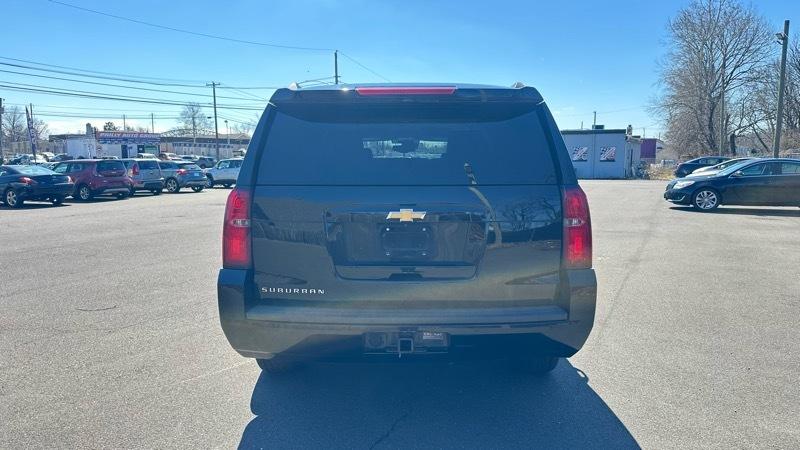 Chevrolet Suburban LT 4WD 2016