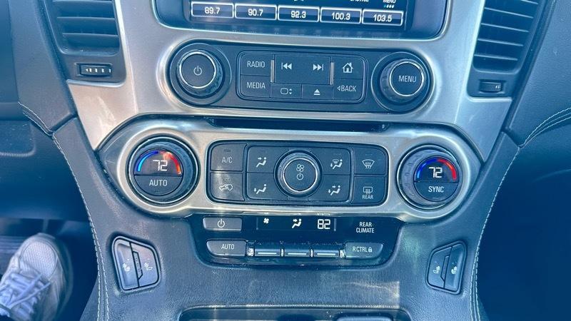 Chevrolet Suburban LT 4WD 2016