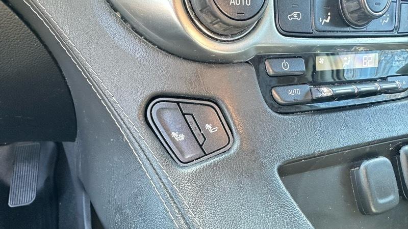 Chevrolet Suburban LT 4WD 2016