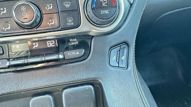 Chevrolet Suburban LT 4WD 2016